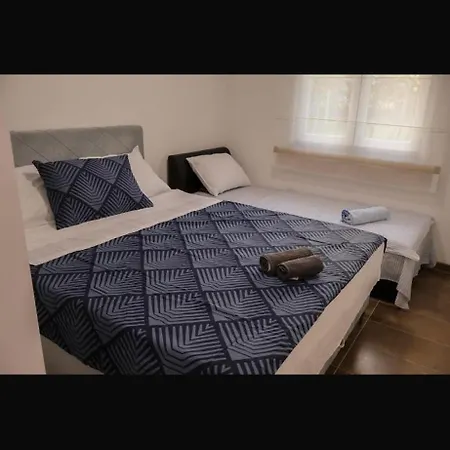 Σπίτι διακοπών Vikendica Trebizat